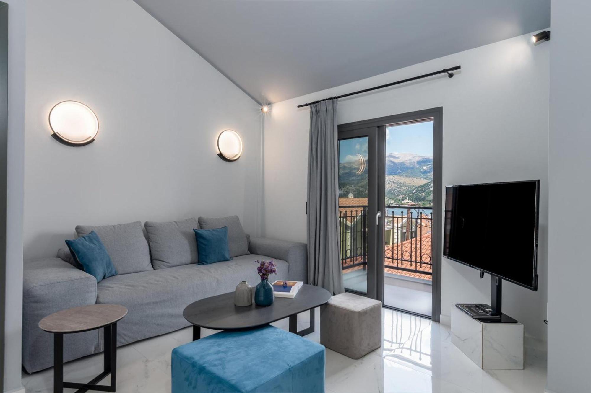 De Bosset Suites Kefalonia อาร์กอสโตลี ภายนอก รูปภาพ