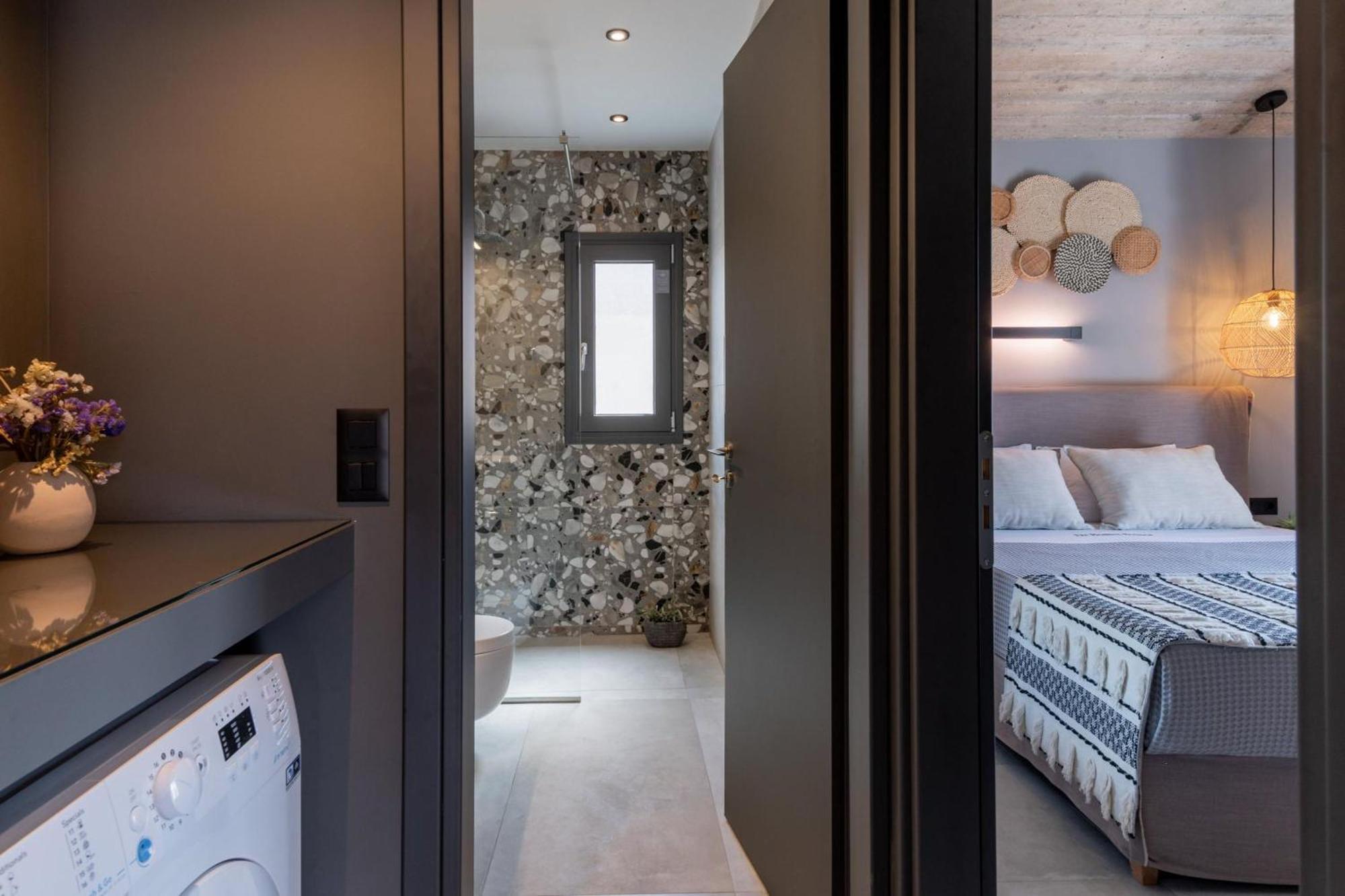De Bosset Suites Kefalonia อาร์กอสโตลี ภายนอก รูปภาพ