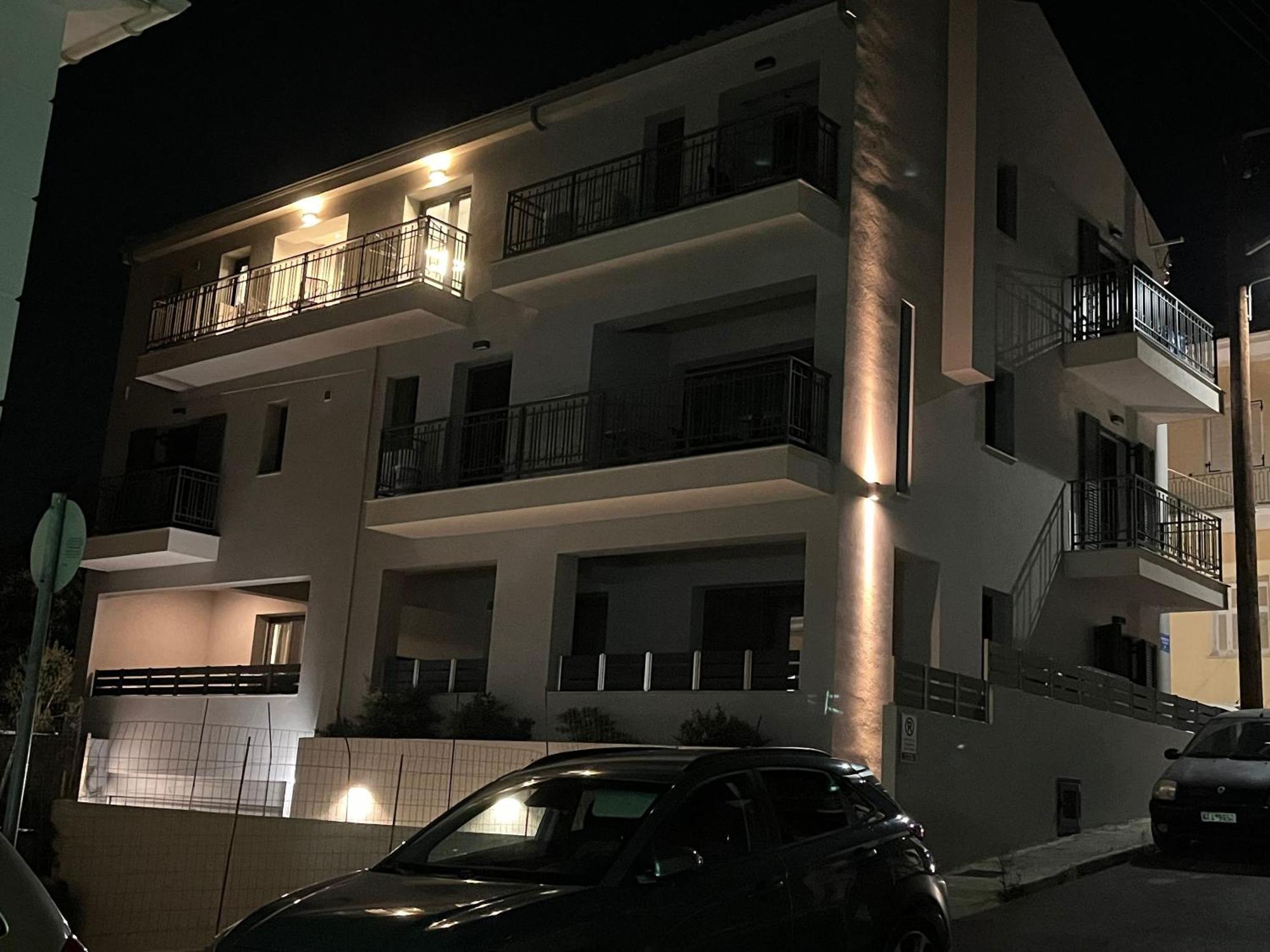 De Bosset Suites Kefalonia อาร์กอสโตลี ภายนอก รูปภาพ